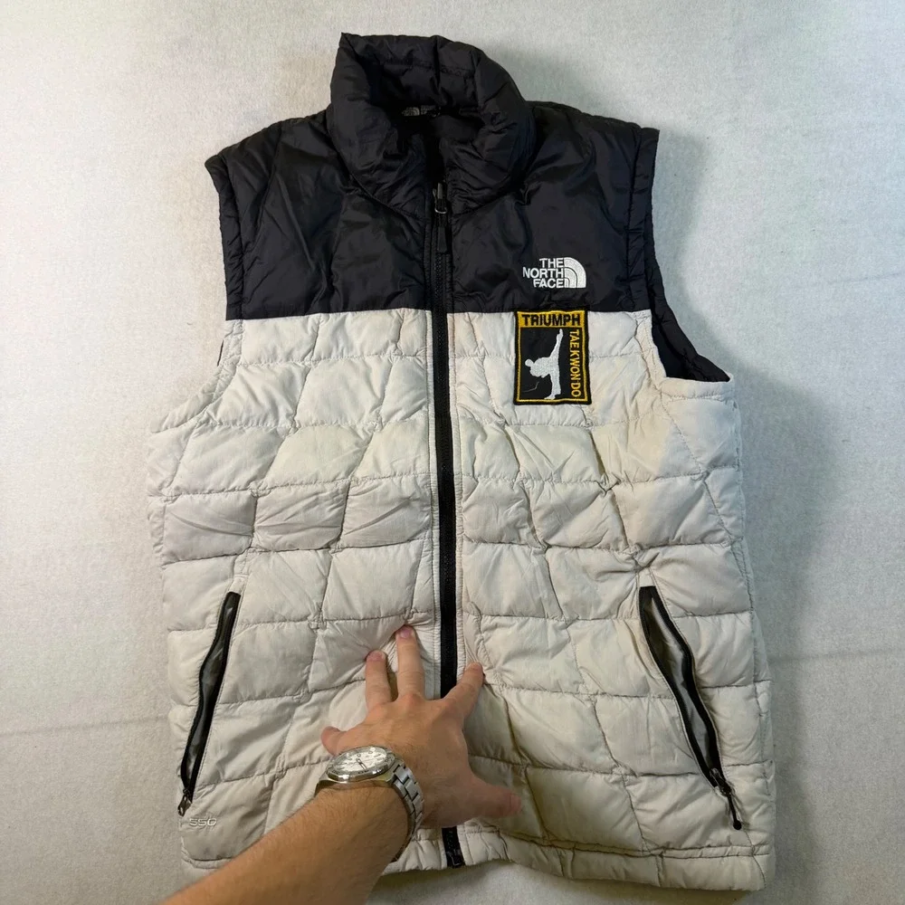 The North Face 550‎ Down Puffer Vest Black Gray Triumph Tae Kwon Do Mens Small